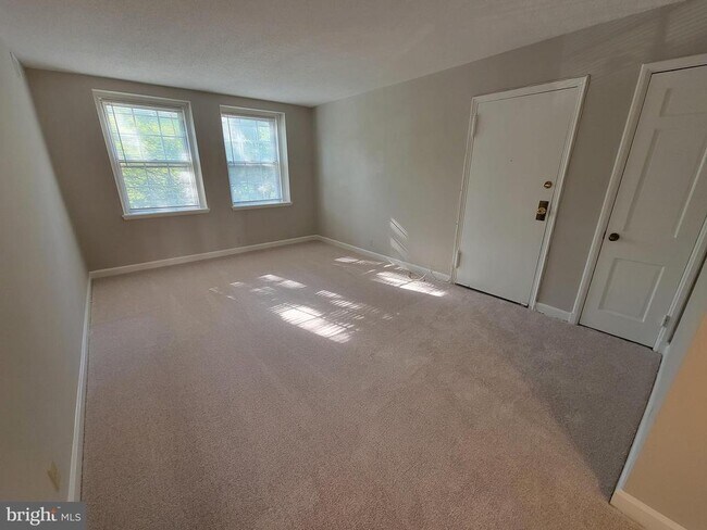 4903 30th St S in Arlington, VA - Building Photo - Building Photo