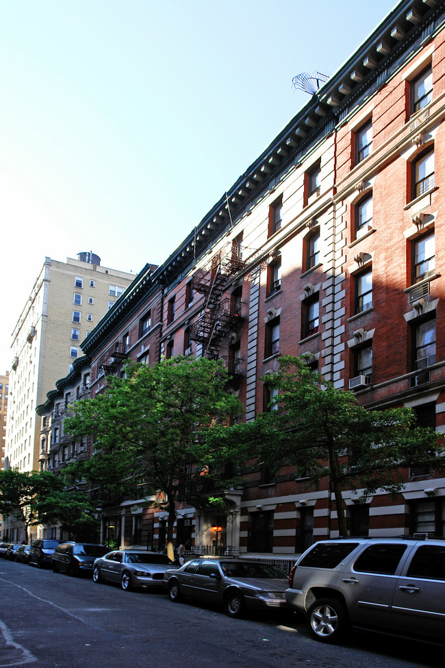 312 W 93rd St in New York, NY - Foto de edificio - Building Photo