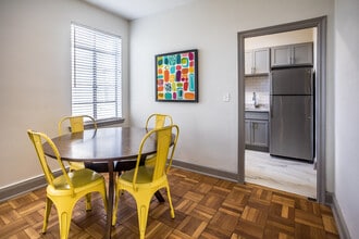 Kimbrough Towers in Memphis, TN - Building Photo - Interior Photo