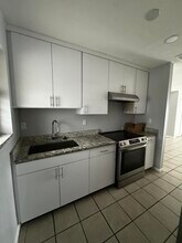 518 Avenue I in Riviera Beach, FL - Building Photo - Building Photo