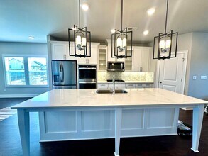 324 Lincoln St in Woodstock, GA - Building Photo - Building Photo