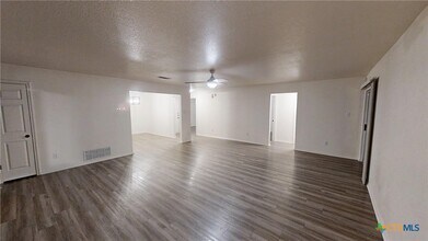 212 Sims Ridge Dr in Nolanville, TX - Building Photo - Building Photo