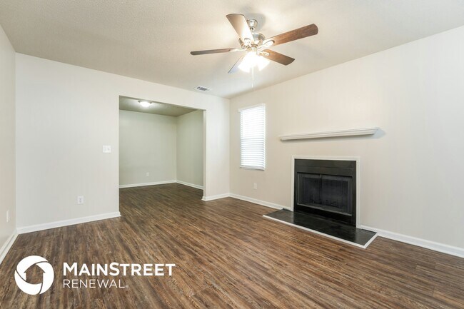 5439 Farmview Close in Stone Mountain, GA - Building Photo - Building Photo