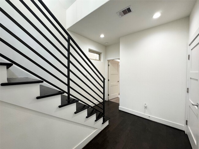 property at 2905 Gillespie St