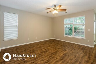 8104 Weeping Fig Ln, Unit J305 in Charlotte, NC - Building Photo - Building Photo