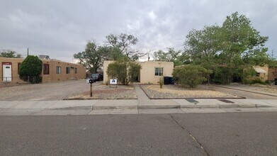 1101-1103 Wilmoore Dr SE in Albuquerque, NM - Building Photo - Building Photo