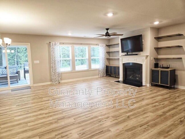 330 John Stark Dr in Fuquay Varina, NC - Building Photo - Building Photo