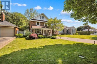 463 Athol St E in Oshawa, ON - Building Photo - Building Photo