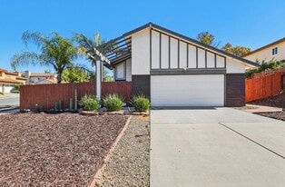 1110 Gaucho Pl in Escondido, CA - Building Photo