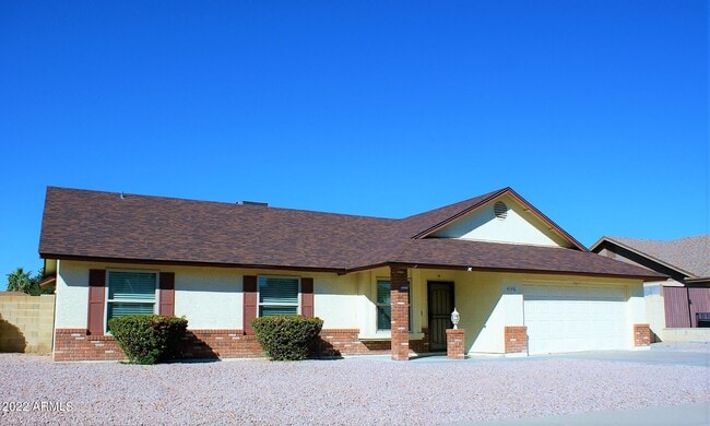 property at 4148 E Des Moines St
