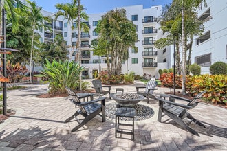 500 Ocean in Boynton Beach, FL - Building Photo - Building Photo