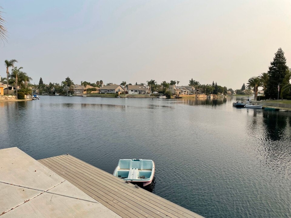 5407 Cove Ct in Bakersfield, CA - Building Photo