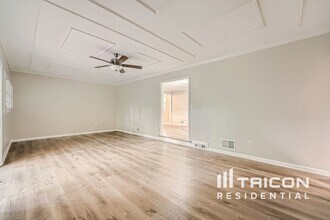 4142 Pine Valley Dr in Powder Springs, GA - Foto de edificio - Building Photo
