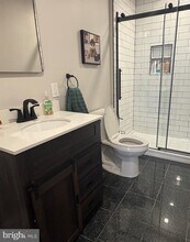 327 Race St in Philadelphia, PA - Building Photo - Building Photo