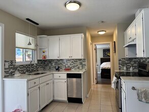 8969 160A St in Surrey, BC - Building Photo - Building Photo