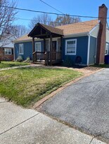 216 Clymer Ave in Front Royal, VA - Building Photo