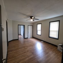 3549-3549 Trent Ave in Cleveland, OH - Foto de edificio - Building Photo