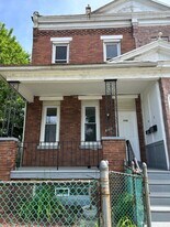 1458 Kenwood Ave in Camden, NJ - Building Photo