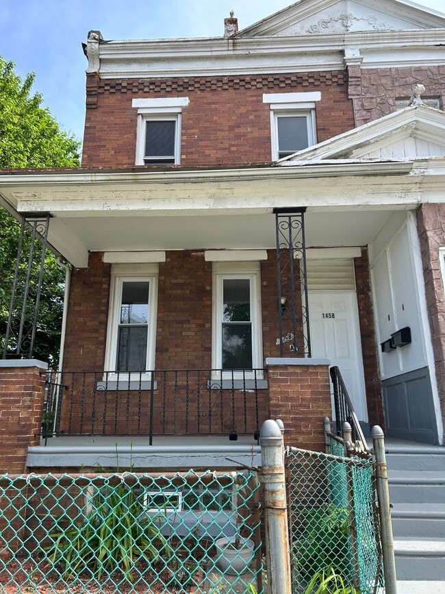 property at 1458 Kenwood Ave