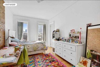423 E 84th St in New York, NY - Building Photo - Building Photo
