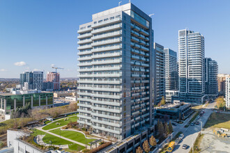 SkyCity - Tower I in Richmond Hill, ON - Building Photo - Building Photo