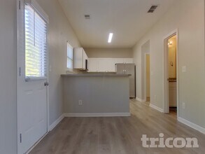 29 Carriage Hls Dr SE in Cartersville, GA - Building Photo - Building Photo