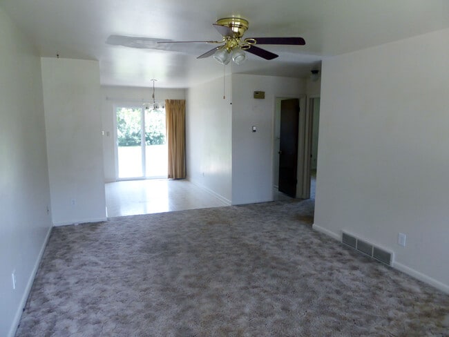 808 Dawn Ave in Fort Collins, CO - Building Photo - Building Photo
