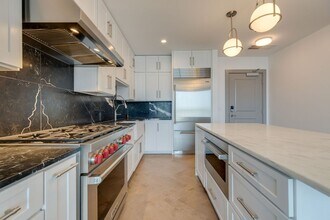 1616 West End in Nashville, TN - Building Photo - Building Photo
