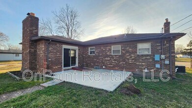 7510 Cardwell St in Westland, MI - Building Photo - Building Photo