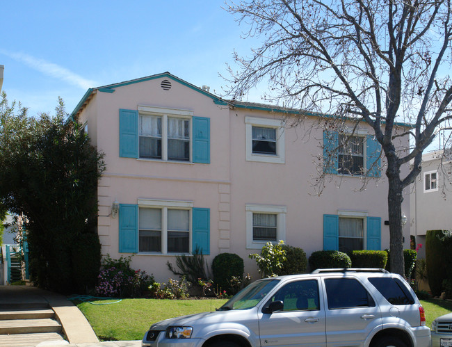 1124 S Rexford Dr in Los Angeles, CA - Foto de edificio - Building Photo