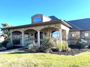 130 Cypress Point Dr in Gunter, TX - Building Photo - Building Photo