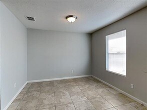 7528 Marietta Ln in Dallas, TX - Building Photo - Building Photo