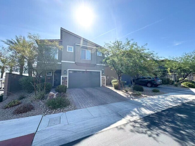 9238 Bluemist Falls St in Las Vegas, NV - Building Photo - Building Photo
