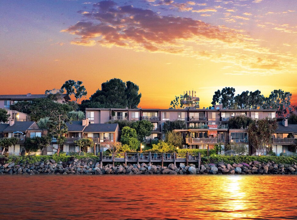 Mariners Village in Marina Del Rey, CA - Building Photo