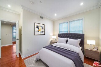 1236 Flores St in West Hollywood, CA - Building Photo - Building Photo