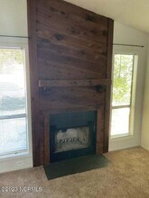 146 Village Ct in Jacksonville, NC - Foto de edificio - Building Photo