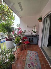 7424 SW 82nd St in Miami, FL - Building Photo - Building Photo