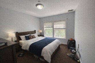 111 W 8th St in Boston, MA - Building Photo - Building Photo