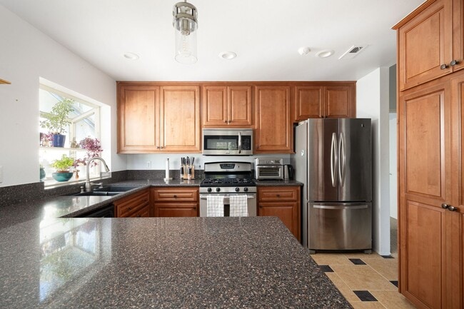 4817 Glenhaven Dr in Oceanside, CA - Building Photo - Building Photo