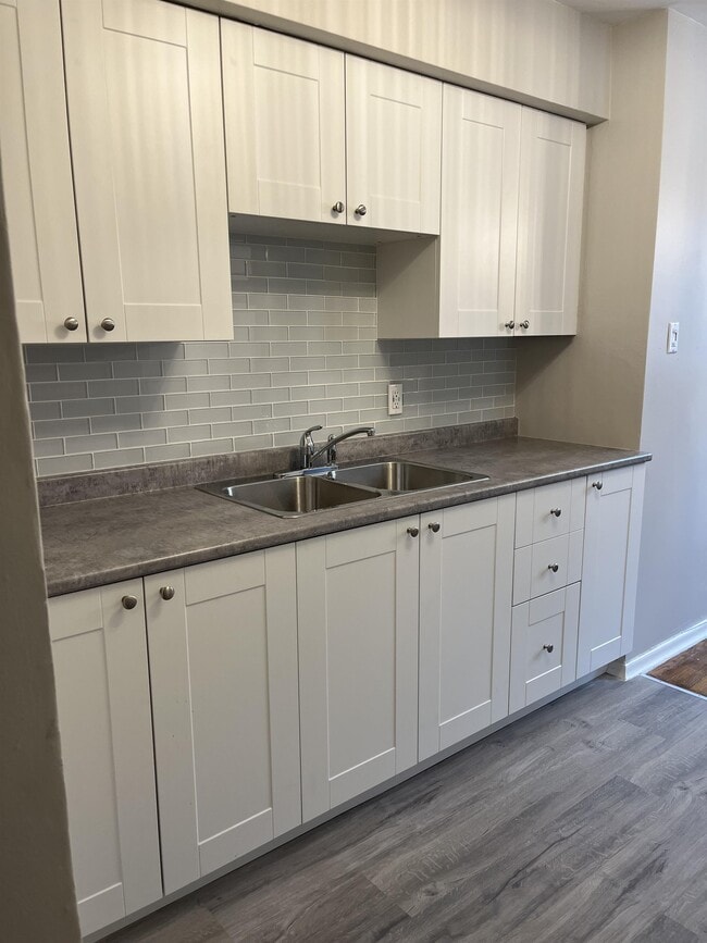 230 Victoria St N in Port Hope, ON - Building Photo - Building Photo