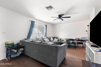 5546 W Encanto Blvd in Phoenix, AZ - Building Photo - Building Photo