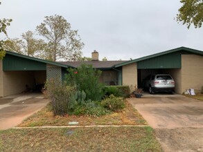 1805 Greenwood Ln in Kingsland, TX - Building Photo - Building Photo