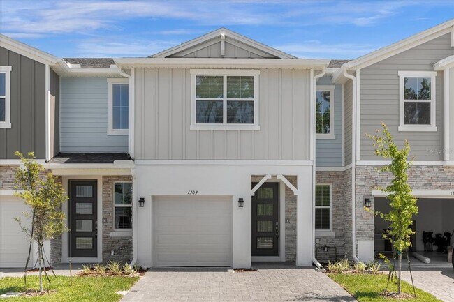 property at 1321 Captiva Cv