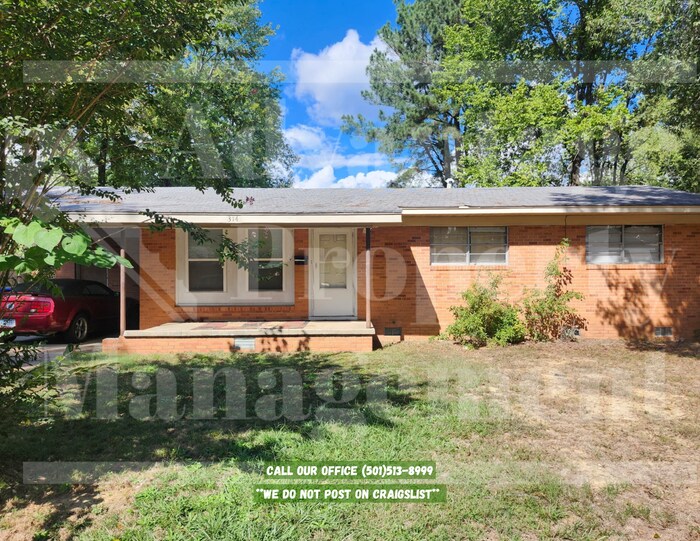 314 Angus St in Conway, AR - Building Photo