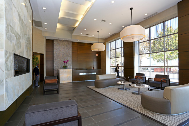 The North Independence in Hoboken, NJ - Building Photo - Lobby