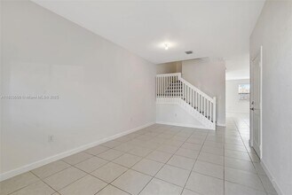12910 NW 23rd Pl in Miami Shores, FL - Building Photo - Building Photo