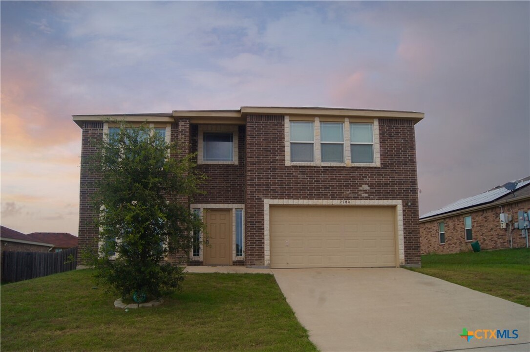 2709 Tara Dr in Killeen, TX - Foto de edificio