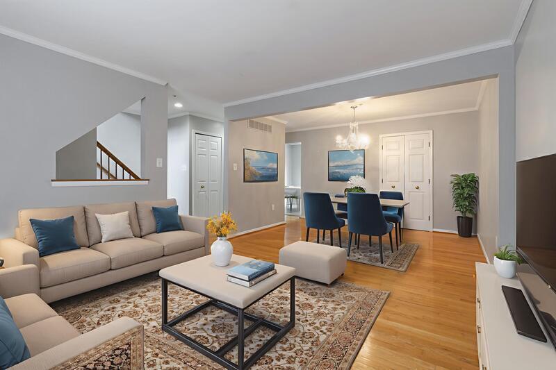 7681 Blueberry Hill Ln in Ellicott City, MD - Building Photo