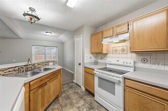 806 Springfield Dr in Cedar Hill, TX - Building Photo - Building Photo