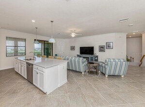 12550 Ghiberti Cir, Unit 201 in Venice, FL - Building Photo - Building Photo